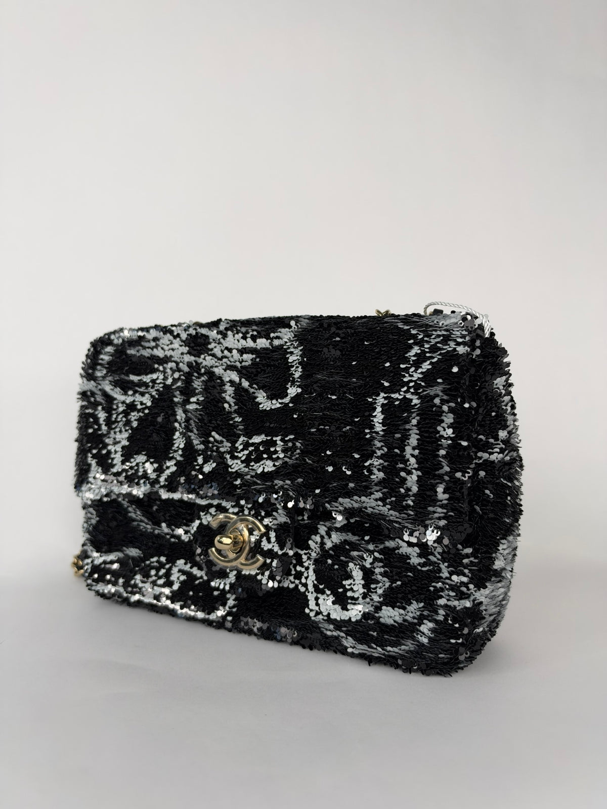 Chanel Flap Bag Black and White Small