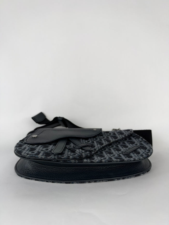 Christian Dior Oblique Saddle Messenger Pouch  Blue/Black