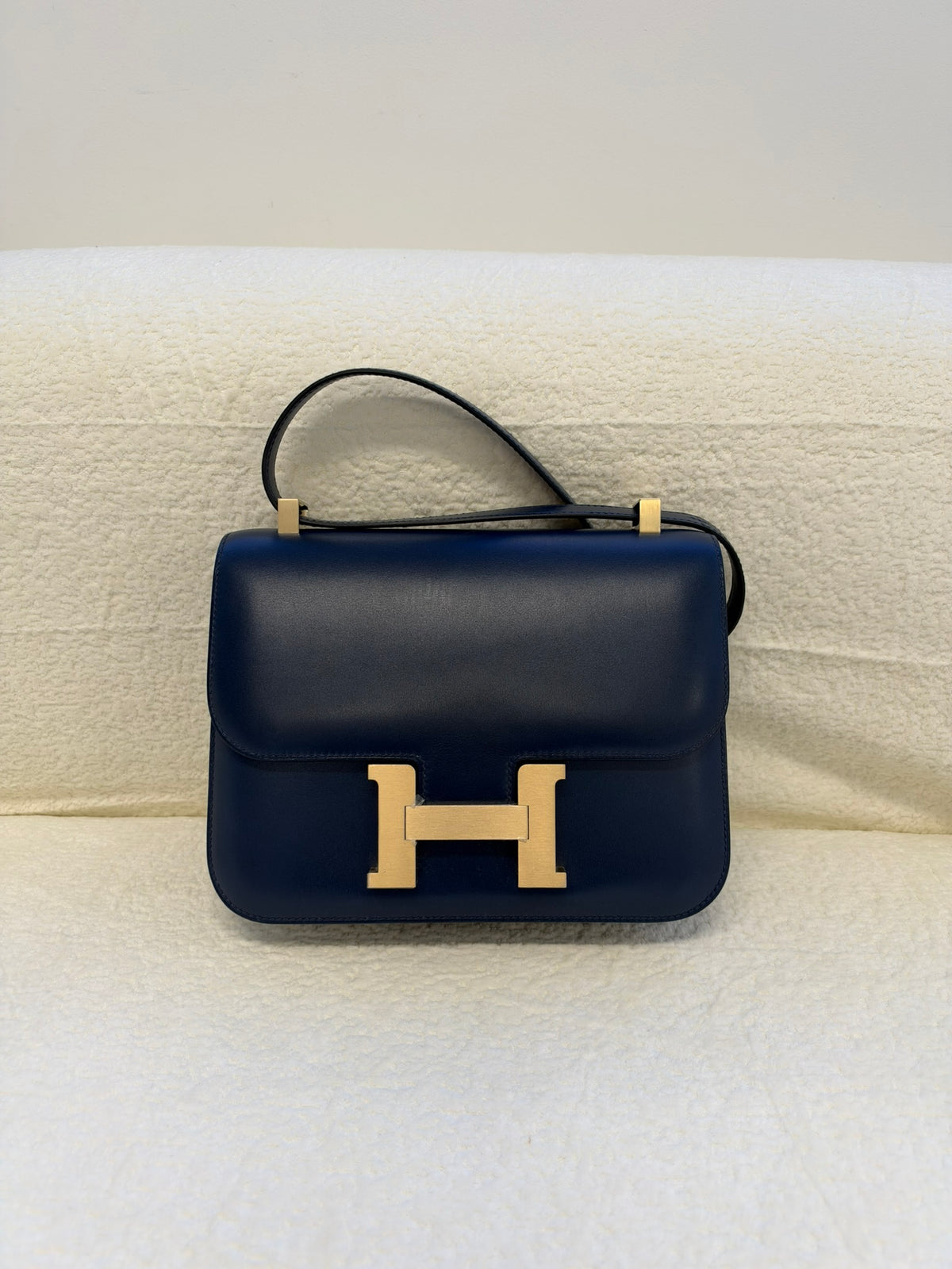 Hermès Constance Bag Bleu Abysse 24